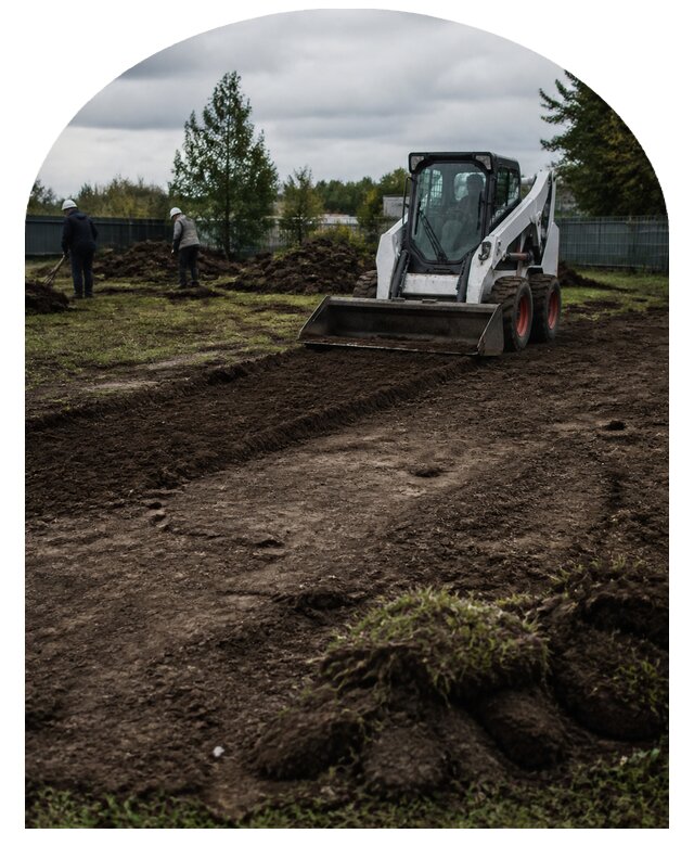 Снятие плодородного слоя грунта под строительство в Азнакаеве